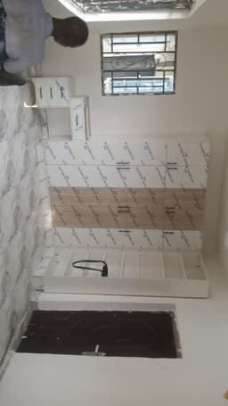 High gloss Wardrobe